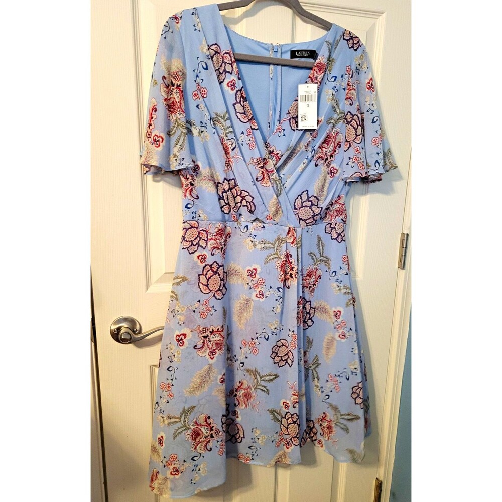 NWT Lauren Ralph Lauren Floral Crinkle Georgette Surplice Dress Size 12